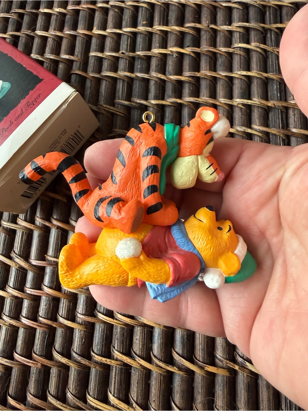 1994 Vintage Disney Winnie the Pooh & Tigger Hallmark Collectible Ornament - Picture 4 of 9